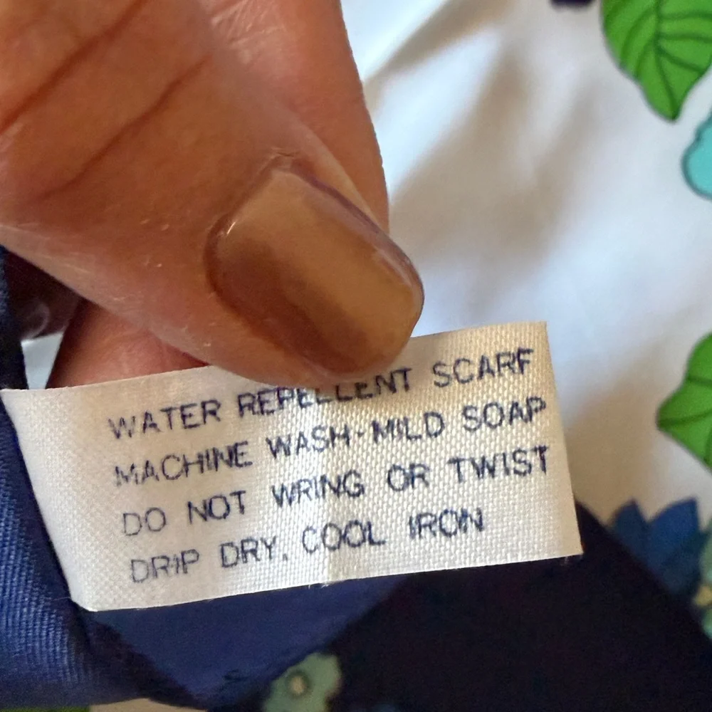 Vintage 1970s Blue Floral Square Scarf - Picture 4 of 7